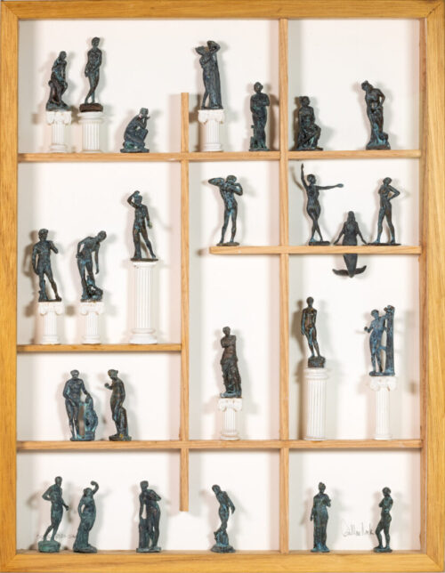 3d Miniatures - The Classic Collection -Handmade Shadow Box in Oak Box frame with Non reflective Glass